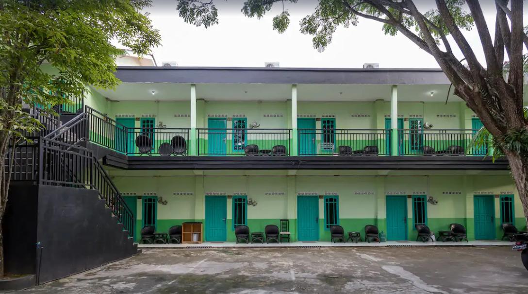 Super Oyo 754 Nur Aziziah Guest House Syariah บาลิกปาปัน ภายนอก รูปภาพ