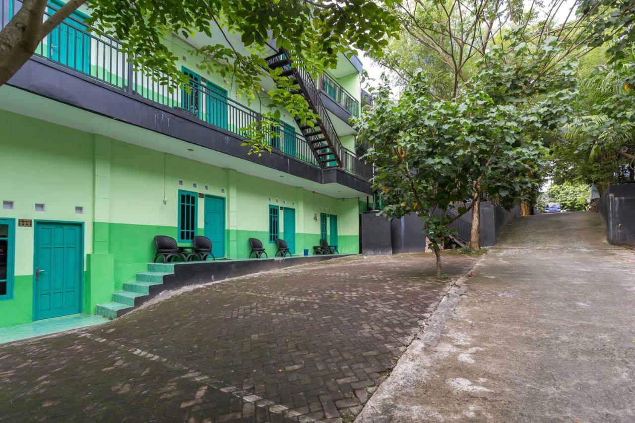 Super Oyo 754 Nur Aziziah Guest House Syariah บาลิกปาปัน ภายนอก รูปภาพ