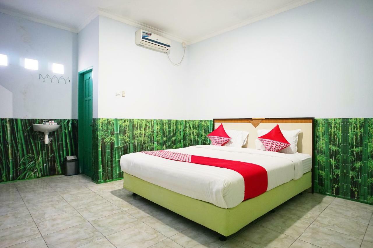 Super Oyo 754 Nur Aziziah Guest House Syariah บาลิกปาปัน ภายนอก รูปภาพ