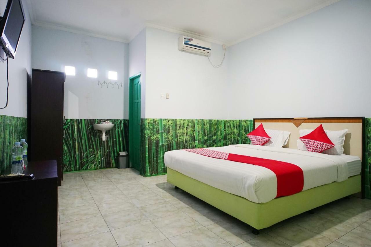 Super Oyo 754 Nur Aziziah Guest House Syariah บาลิกปาปัน ภายนอก รูปภาพ